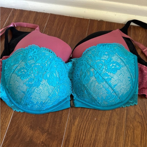 Victors Secret Bra bundle of 4 34D - Picture 2 of 7